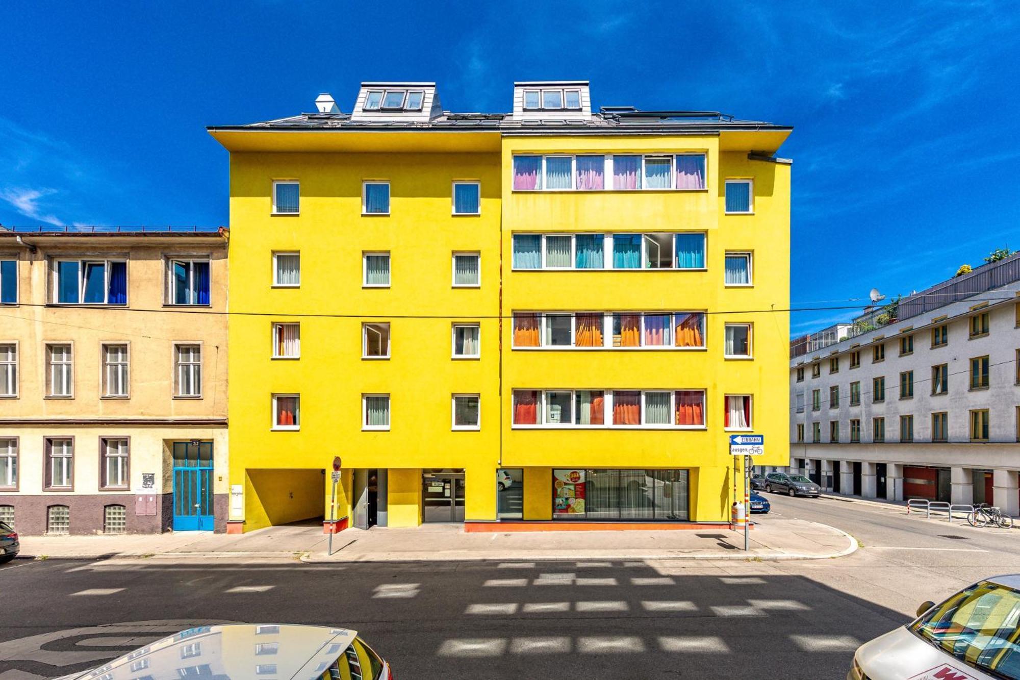 A&t Hostel